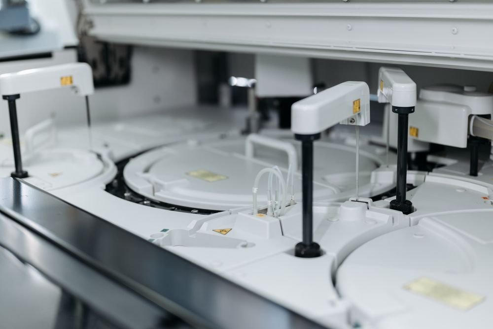 Pharmaceutical laboratory equipment